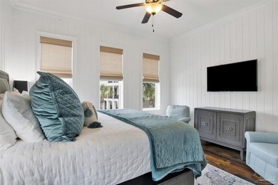 Step into unmatched luxury with this direct Gulf-front estate - photo 33