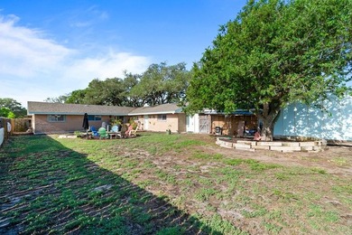 Location, space, and lifestyle - this Rockport gem delivers all - photo 36