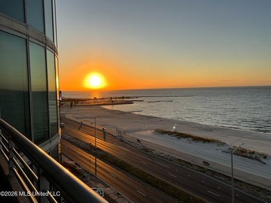 Ocean Club Condo's in Biloxi are known for a luxurious feel - photo 2