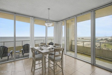 Ocean Club Condo's in Biloxi are known for a luxurious feel - photo 4