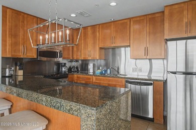 Ocean Club Condo's in Biloxi are known for a luxurious feel - photo 9