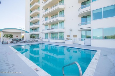 Ocean Club Condo's in Biloxi are known for a luxurious feel - photo 10