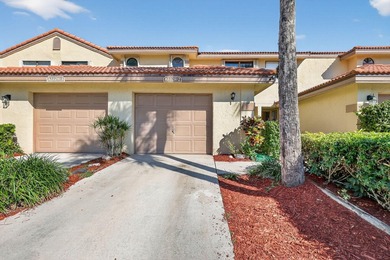 Lake Wellington Townhome/Townhouse For Sale in Wellington Florida