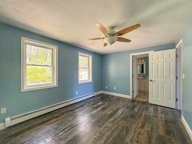 Charming 3-bedroom, 1.5-bath home with attached 1-car garage set - photo 15