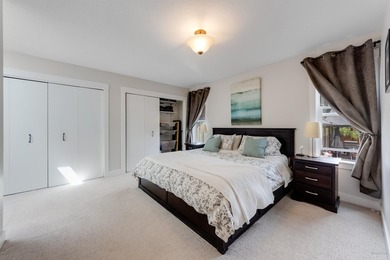 Welcome to this immaculate Valleycliffe home backing onto - photo 17