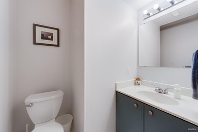 Welcome to this immaculate Valleycliffe home backing onto - photo 24