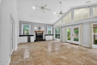 Welcome home to this beautifully maintained 4-bedroom, 2-bath - photo 7
