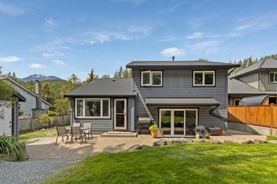 Welcome to this immaculate Valleycliffe home backing onto - photo 29