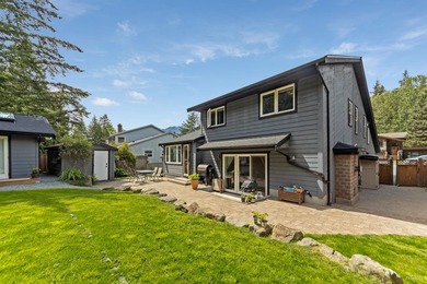Welcome to this immaculate Valleycliffe home backing onto - photo 30