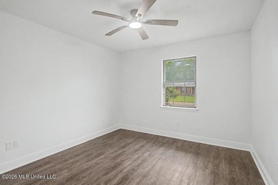 Beautifully updated and move-in ready! This remodeled home - photo 10