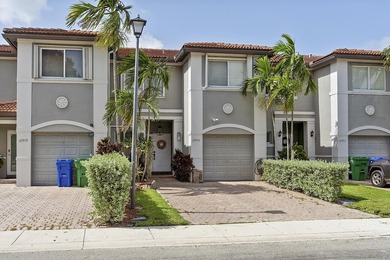 Beautiful 3-bedroom, 2.5-bath townhouse in the highly - photo 3