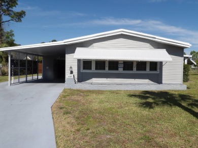 (private lake, pond, creek) Home For Sale in Sebring Florida