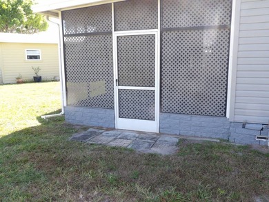 2 BR 2 BA 1248 SQ FT home on a perimeter lot with view of the - photo 8