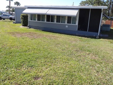 2 BR 2 BA 1248 SQ FT home on a perimeter lot with view of the - photo 9
