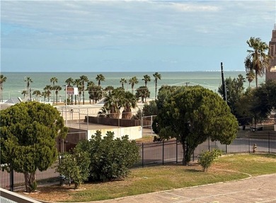 Enjoy breathtaking views of Corpus Christi Bay from your private - photo 15