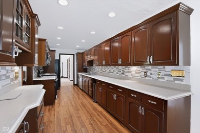 Beautiful Overlook! Magnificent multi story home on Dye's Walk - photo 27