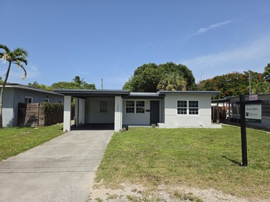 Welcome to this charming 3/2 detached residence in the Progresso - photo 1