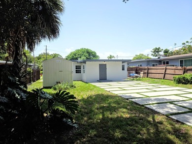 Welcome to this charming 3/2 detached residence in the Progresso - photo 9