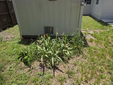 Welcome to this charming 3/2 detached residence in the Progresso - photo 10