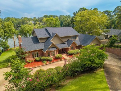 Lake Home For Sale in Hot Springs, Arkansas