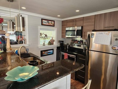 Been thinking about a tiny home? This is THE home for you. House - photo 7