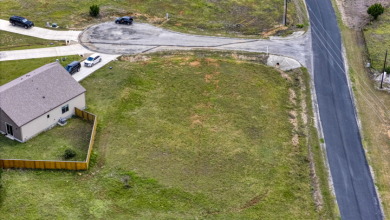 Hill Country Corner Lot near Golf Course - photo 17