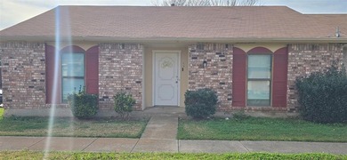 Mountain Creek Lake Townhome/Townhouse For Sale in Grand Prairie Texas