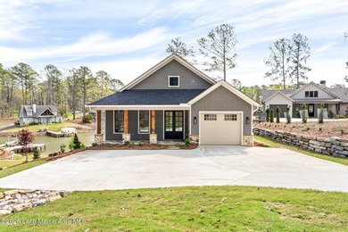 Positioned within White Oak Landing, this 5 bedroom, 3 bath lake - photo 5