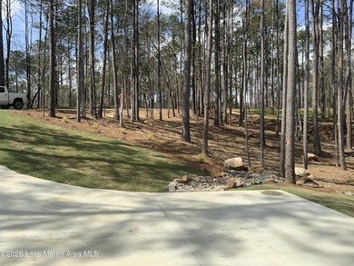 Positioned within White Oak Landing, this 5 bedroom, 3 bath lake - photo 8