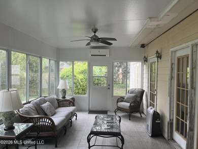 Welcome to this spacious and beautifully appointed 5-bedroom - photo 12
