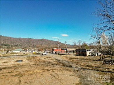 Prime location! Minutes from major highway featuring 1.34 acre - photo 9