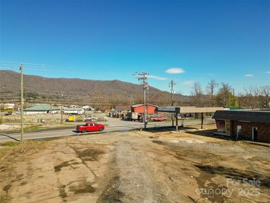 Prime location! Minutes from major highway featuring 1.34 acre - photo 10
