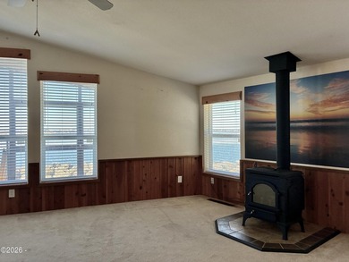 Back on the market through no fault of sellers! Buyers' - photo 22