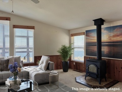 Back on the market through no fault of sellers! Buyers' - photo 23