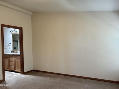 Back on the market through no fault of sellers! Buyers' - photo 30