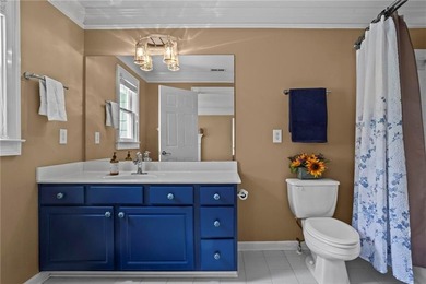 Beautifully tucked away on the 1.02 acre child-friendly - photo 36
