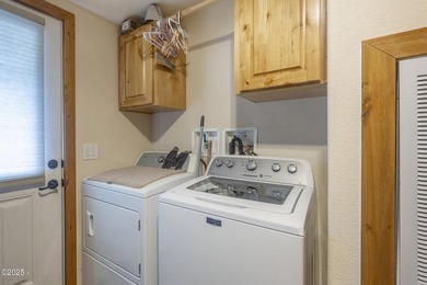 Back on the market through no fault of sellers! Buyers' - photo 36