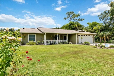 Spectacular and welcoming 3 Bedroom 2 bath home located in the - photo 4