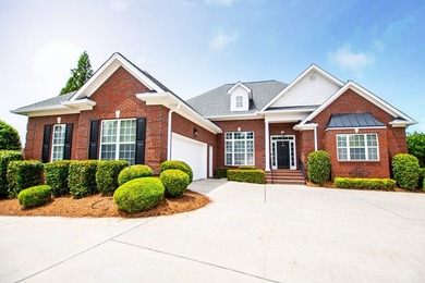 Coming soon! Lakeside Luxury! This stunning 4-sided brick ranch - photo 3