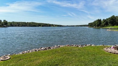 Highly Improved 2 Waterfront Lots with 268' m/l of Waterfront. - photo 5