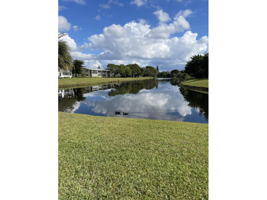 (private lake, pond, coastal) Condo For Sale in Deerfield Beach Florida