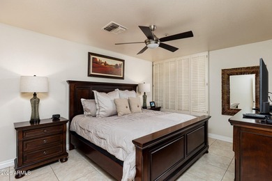 Lakefront living at Scottsdale Bay Club, a gated luxury - photo 13