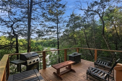 This extraordinary private compound delivers the ultimate Ozark - photo 7