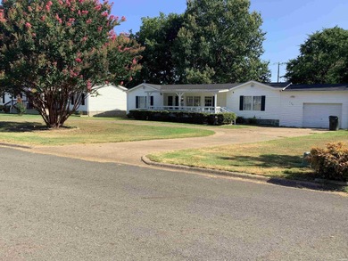 Lake Hamilton Home For Sale in Hot Springs Arkansas