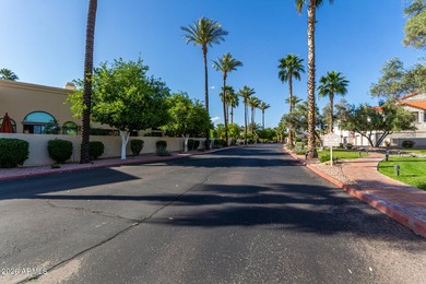 Lakefront living at Scottsdale Bay Club, a gated luxury - photo 44