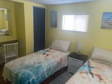 Welcome to Hillcrest FL, a 40+ age-qualified, active, and - photo 8