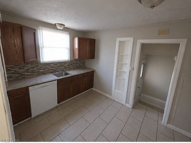 This charming, well-maintained single-family home in Euclid - photo 12