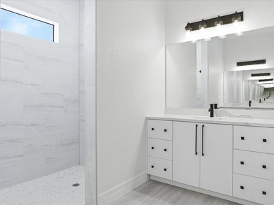 MOVE-IN READY | BRAND-NEW CONSTRUCTION | POOL HOME | IMPACT - photo 20