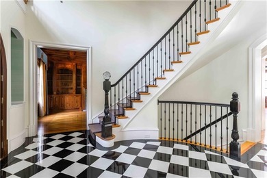 SELLER MOTIVATED - PRICE IMPROVEMENT! Private French Country - photo 8