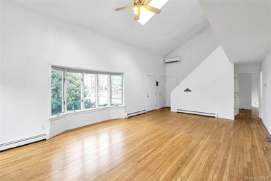 Country Living , Not Far from Water, Over 1 Acre, 4 Bedrooms, 2 - photo 6